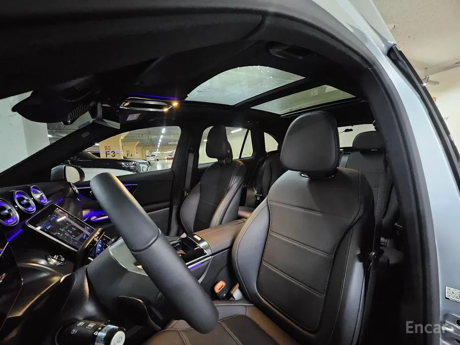 Mercedes-Benz GLC-Class 2023 GLC 300 4MATIC Avantgarde