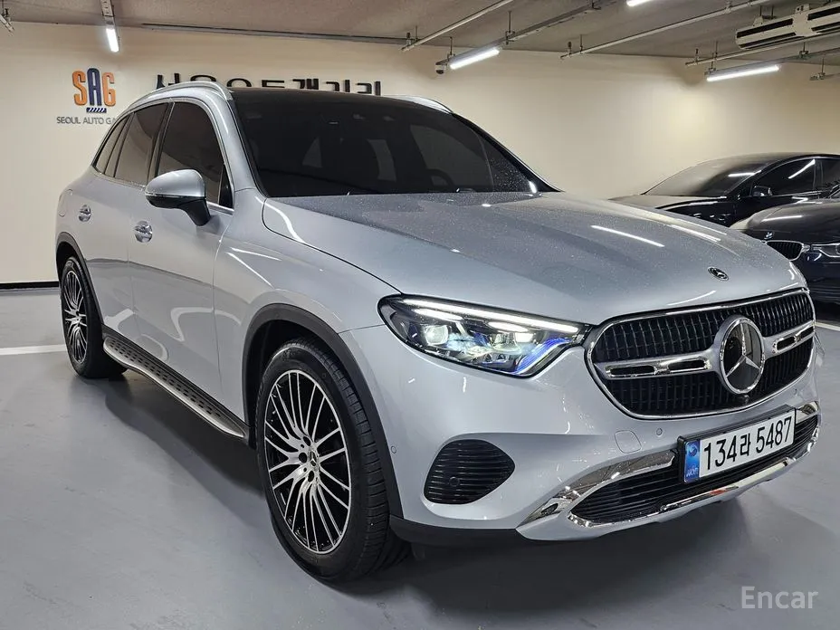 Mercedes-Benz GLC-Class 2023 GLC 300 4MATIC Avantgarde