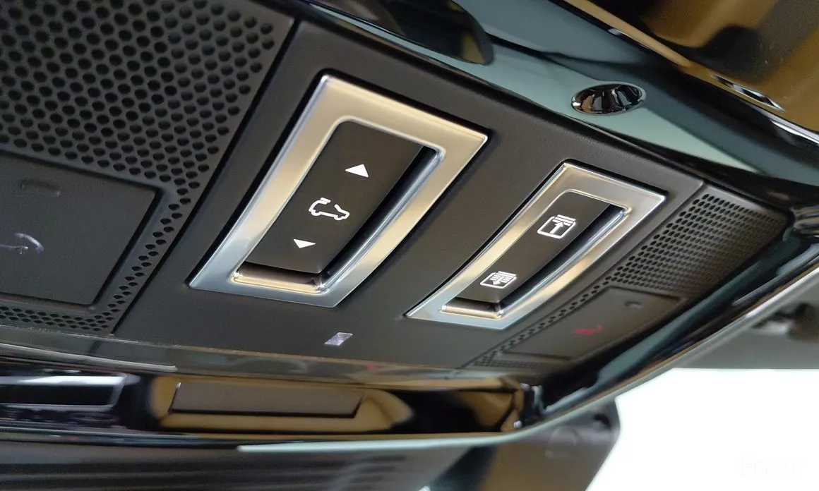 Land Rover Range Rover Velar 2017 3.0 P400 R-Dynamic HSE