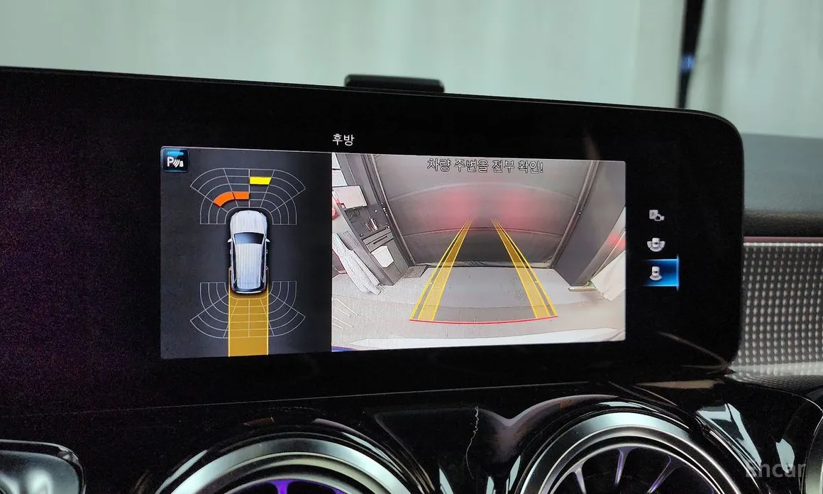 Mercedes-Benz GLB-Class 2020 GLB200 d