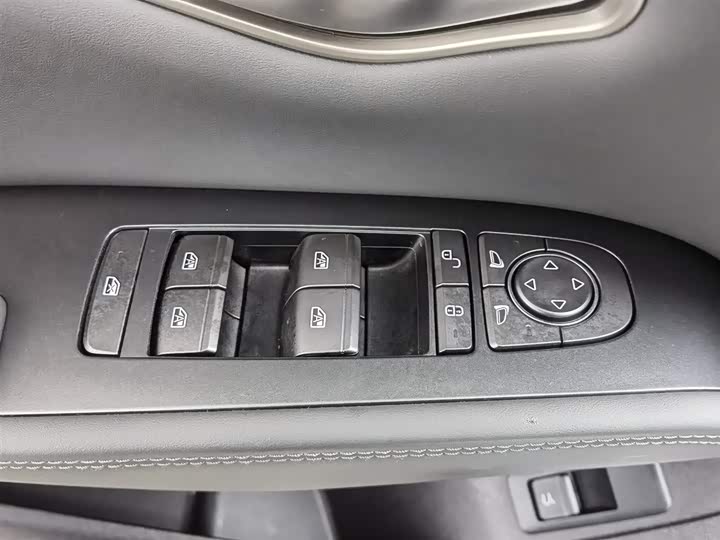 BYD Qin L 2025 2025款 DM-i 智驾版 120KM领先型