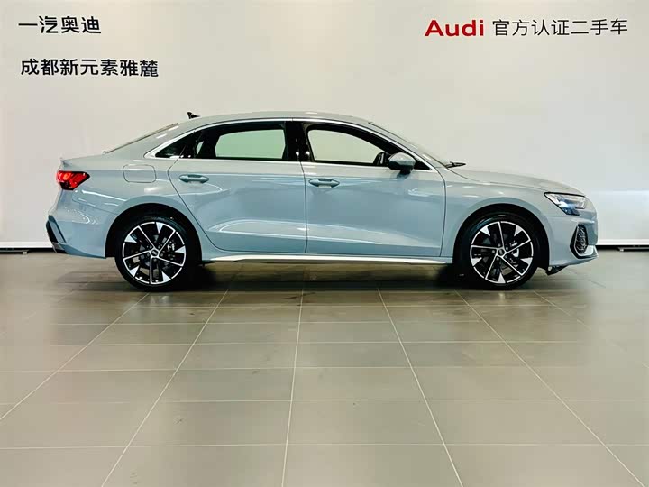 Audi A3 2025 2025款 A3L Limousine 35TFSI 飞驰尊享型
