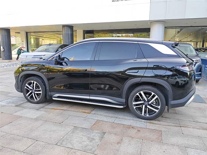 2025 BYD Song L DM-i Hybrid