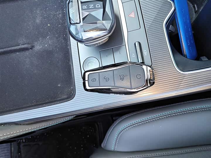 BYD Song L DM-i Hybrid 2025 2025款 智驾版 112km 领先型