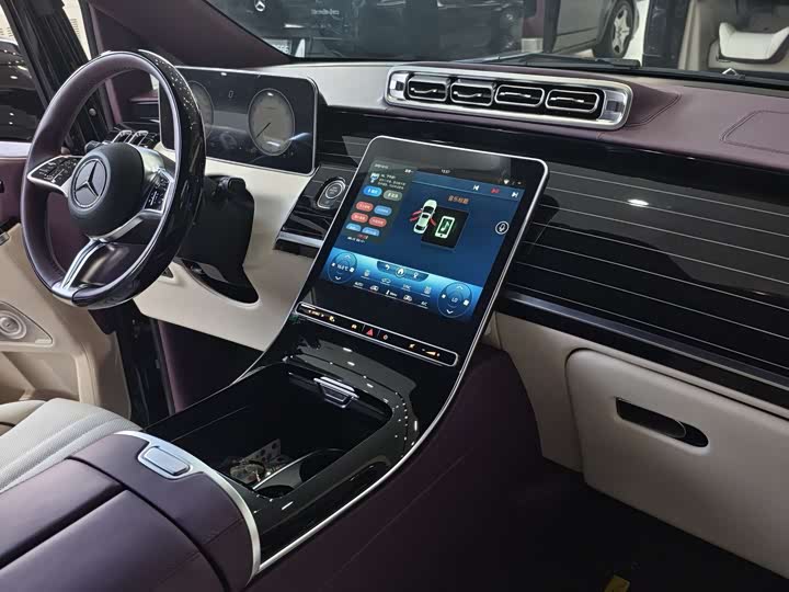 Mercedes-Benz Vito 2024 2024款 2.0T 商务版 7座