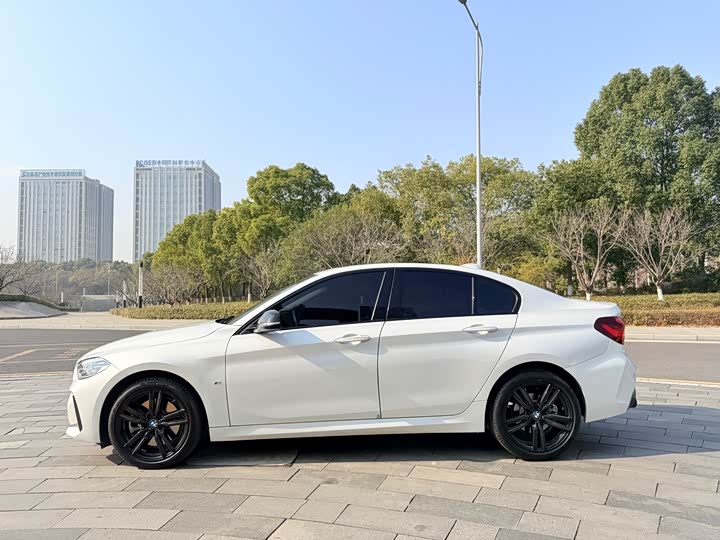 2023 BMW 1 Series