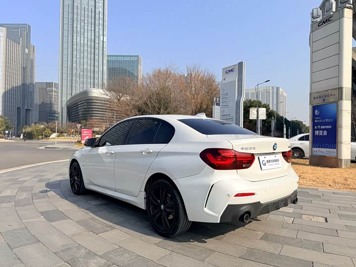 BMW 1 Series 2023 2023款 125i M运动曜夜版
