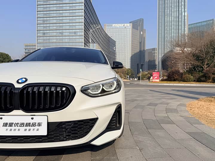 BMW 1 Series 2023 2023款 125i M运动曜夜版