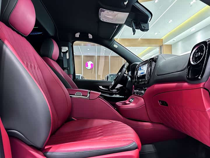 Mercedes-Benz Vito 2024 2024款 2.0T 商务版 7座