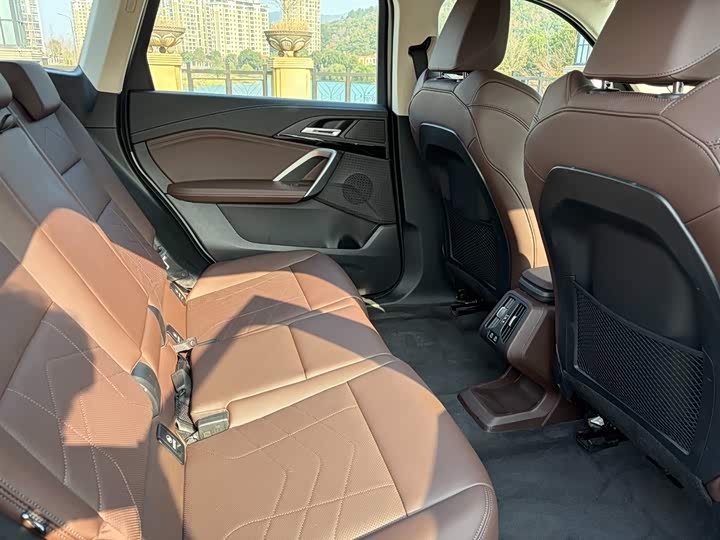 BMW iX1 2025 2025款 eDrive25L X设计套装