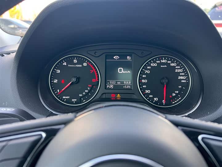 Audi Q2L 2025 2025款 35TFSI 时尚动感型