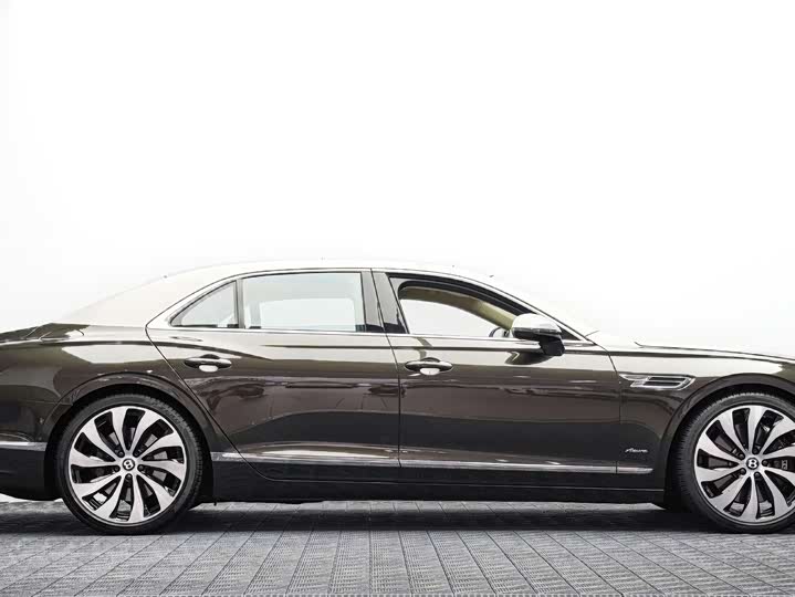 Bentley Flying Spur 2024 2024款 4.0T V8 雅度版