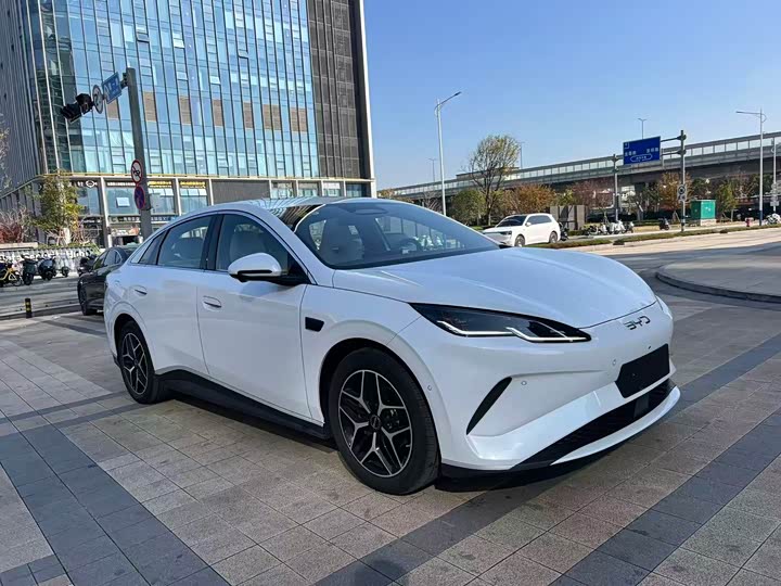 2025 BYD Seal 06 Hybrid/EV