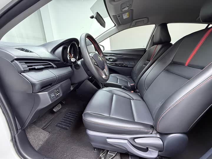 Toyota Yaris L Hatchback 2022 2022款 1.5L CVT豪华PLUS版