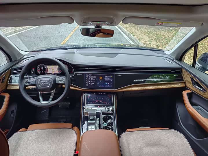 Audi Q7 2025 2025款 55 TFSI quattro S line尊贵型