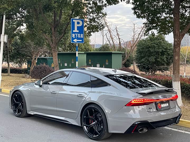 Audi RS 7 2021 2021款 RS 7 4.0T Sportback 尊享版