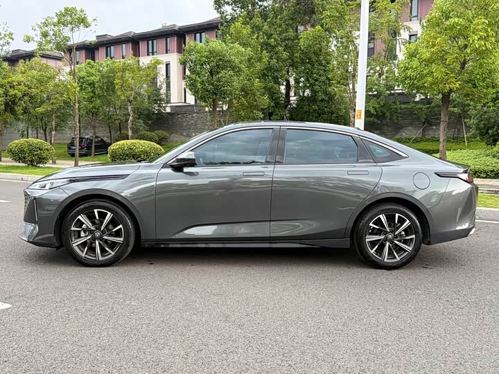 Changan Yida 2023 2023款 蓝鲸NE 1.5T GDI DCT畅享版