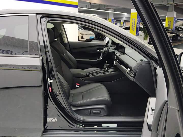 Honda Inspire 2025 2025款 260TURBO 典雅版