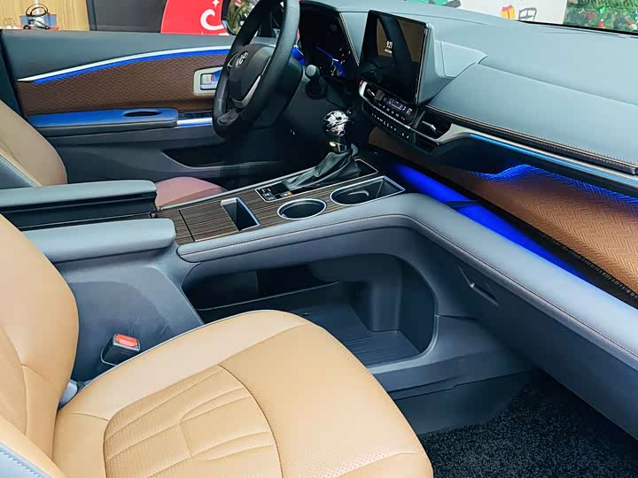 Toyota Sienna 2024 2024款 2.5L混动 舒适版