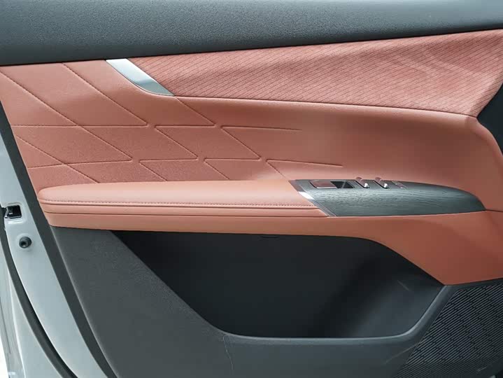 Changan CS75 Plus 2025 2025款 第四代 UItra 2.0T 新蓝鲸 智慧劲擎型