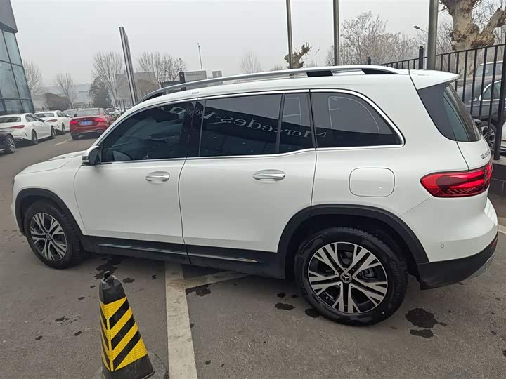 Mercedes-Benz GLB-Class 2025 2025款 GLB 220 动感型