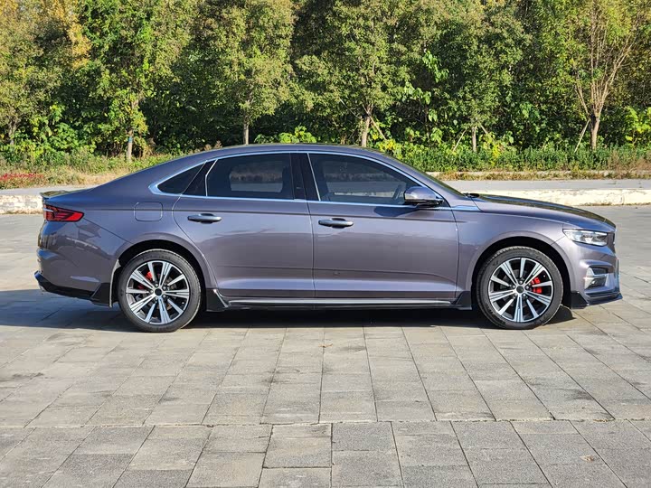 Geely Preface 2025 2025款 东方曜 2.0TD 望月版
