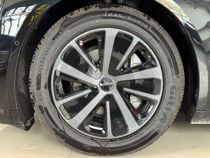 Luxeed S7 2025 2025款 705km Pro