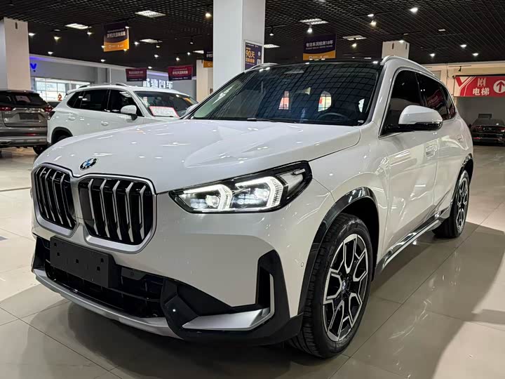 BMW X1 2024 2024款 sDrive25Li X设计套装