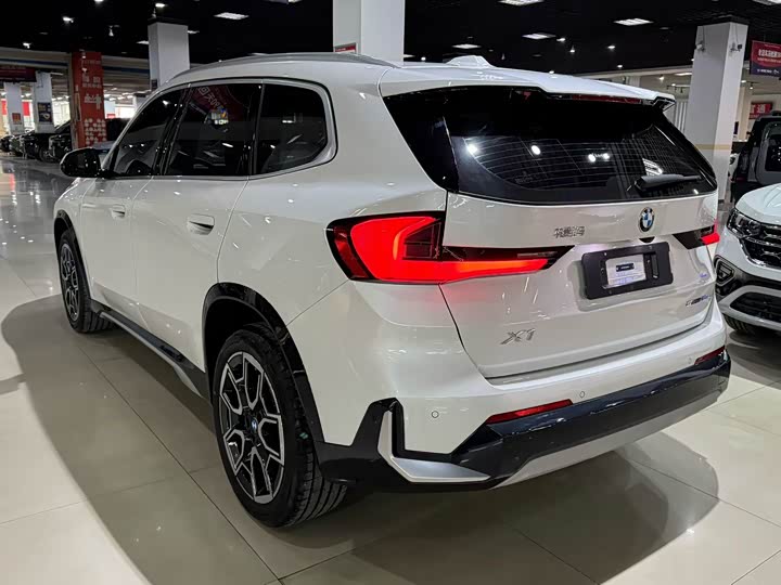 BMW X1 2024 2024款 sDrive25Li X设计套装