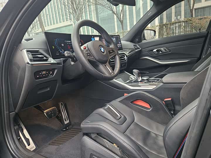 BMW M3 2023 2023款 M3四门轿车 M xDrive 雷霆版