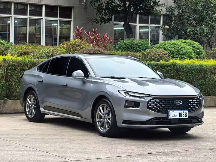 Ford Mondeo 2025 2025款 1.5T EcoBoost 豪华型