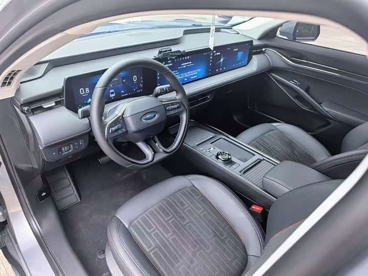 Ford Mondeo 2025 2025款 1.5T EcoBoost 豪华型