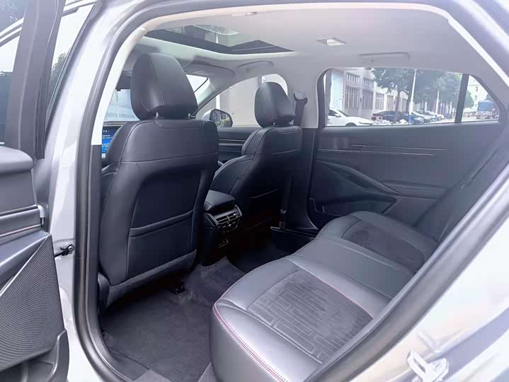 Ford Mondeo 2025 2025款 1.5T EcoBoost 豪华型