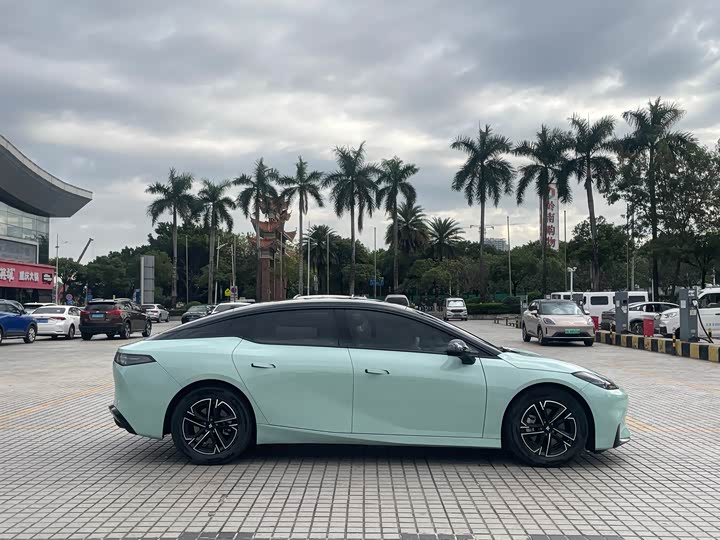 GAC Hyptec GT 2023 2023款 560后驱科技版