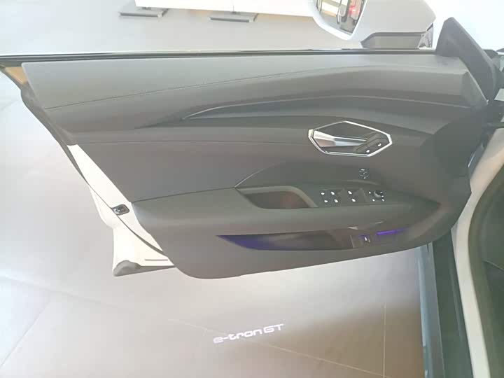 Audi e-tron GT 2023 2023款 基本型