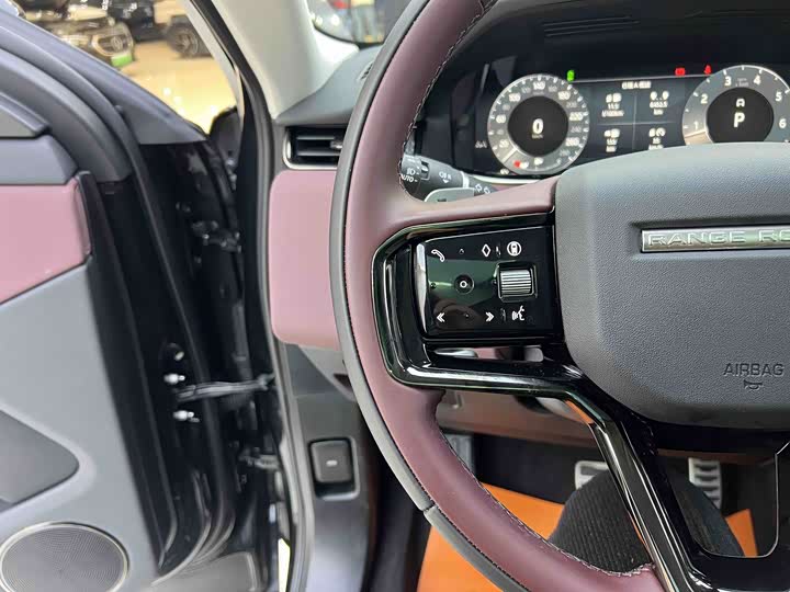 Land Rover Range Rover Evoque L 2024 2024款 揽胜极光L SE 驭光尊耀版