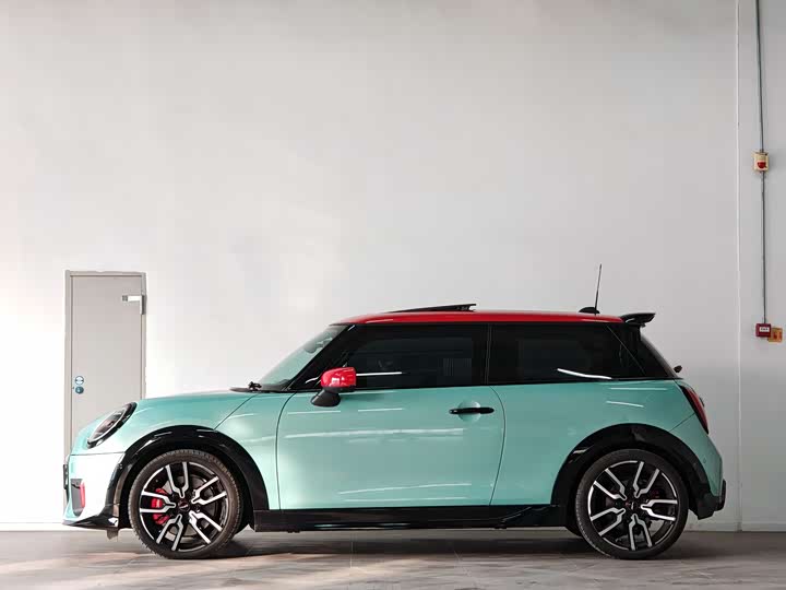 2025 Mini Mini JCW
