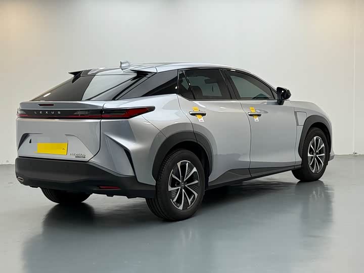 Lexus RZ 2023 2023款 450e 四驱纵享版