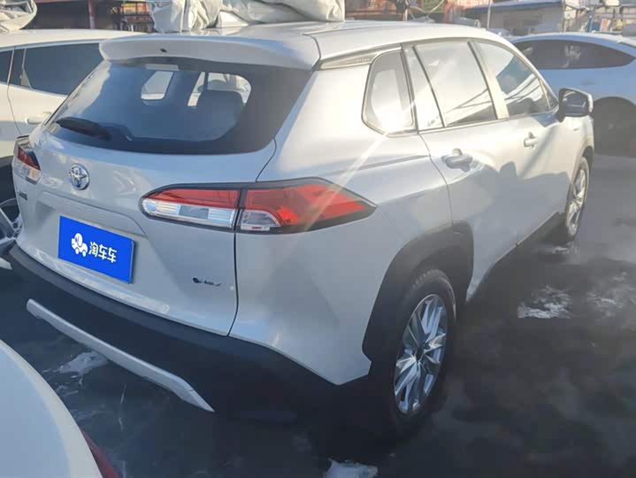 Toyota Corolla Cross 2024 2024款 2.0L 智能电混双擎 精英版