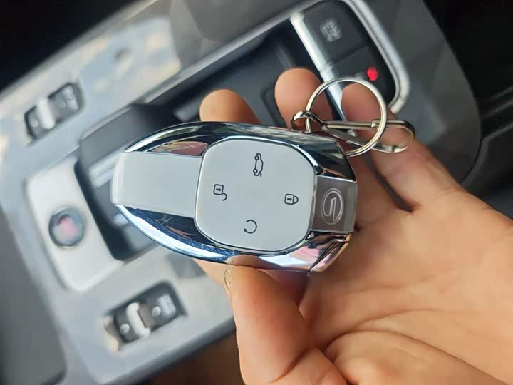 GAC Trumpchi Empow R 2024 2024款 270T DCT 影豹S版