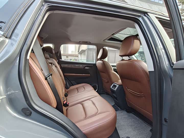 Geely Vision X6 2021 2021款 PRO 1.4T 自动尊贵型