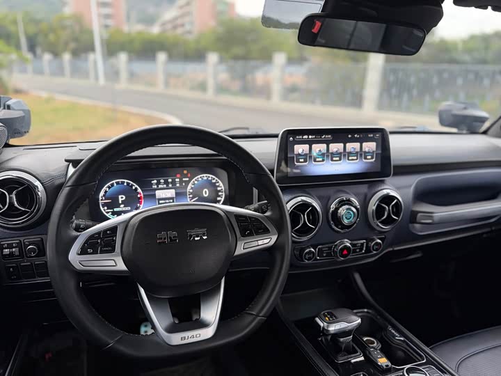 BAIC Beijing F40 2021 2021款 2.0T 自动魔方版