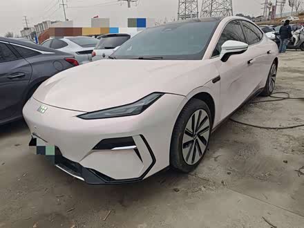 Geely Galaxy E8 2024 2024款 665km 后驱星舰 远航版