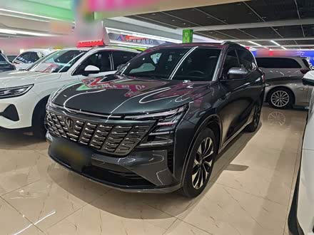 Changan CS75 Plus 2025 2025款 第四代 UItra 2.0T 新蓝鲸 智慧劲擎型