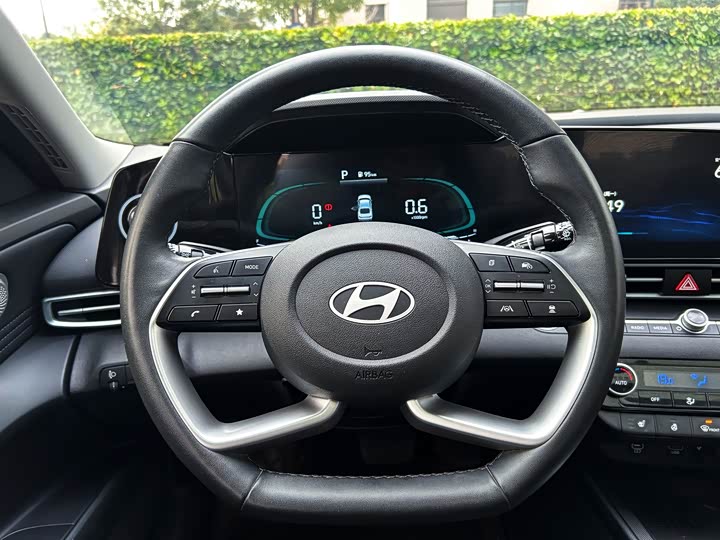 Hyundai Elantra N line 2023 2023款 1.5L CVT LUX尊贵版