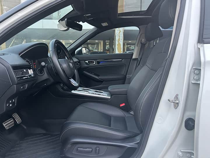 Honda Integra 2023 2023款 2.0L e:HEV 锐·豪华版