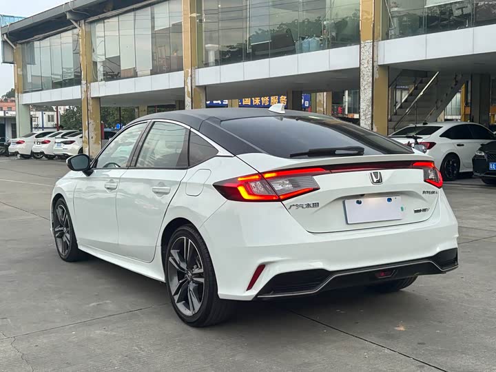 Honda Integra 2023 2023款 2.0L e:HEV 锐·豪华版