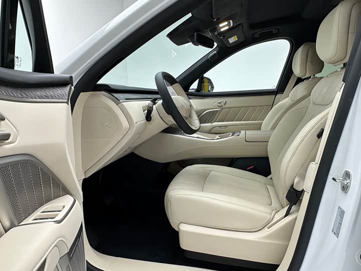 Nio Onvo L90 2025 2025款 Max 六座版