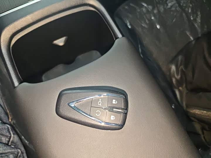 Changan Eado EV 2025 2025款 智慧新蓝鲸 145KM 高能版