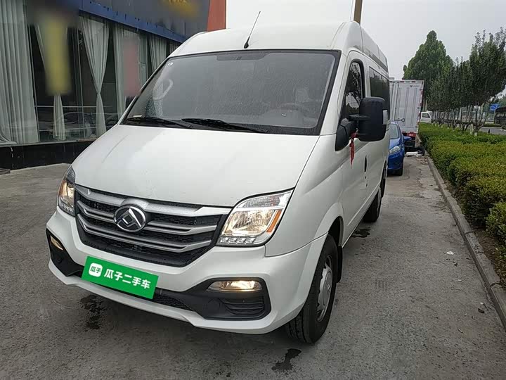 Maxus V80 2024 2024款 傲运通超值版 6AMT 短轴中顶127Ps 5/6座